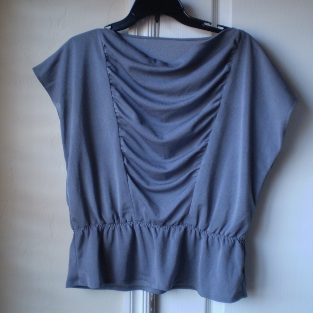 grey stretchy blouse